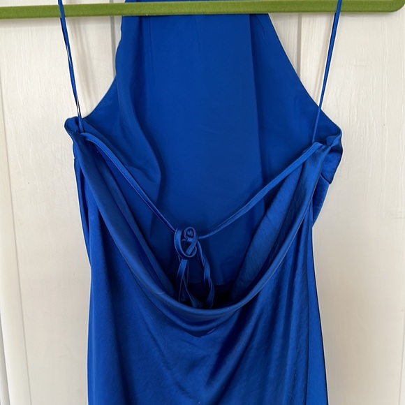 Dynamite halter neck dress - Picture 3 of 7